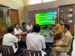 Perhutani Gandeng Dispendukcapil Banyuwangi Hadirkan Silva Kerja untuk Perkuat Legalitas Tenaga Kerja