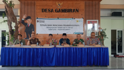 Sosialisasi Rencana Pembangunan Pengadaan Tanah SUTT 150 kV Genteng–Pesanggaran Digelar di Balai Desa Gambiran