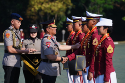 Anak Kuli Bangunan Raih Predikat Ati Trengginas, Bukti Kesempatan Setara di Akpol