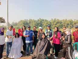 Baksos'e Suroboyo Gelar Dokar Show di Lakarsantri, Ratusan Warga Nikmati Layanan Sosial dan Bantuan