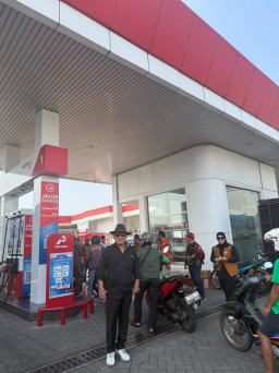Jumat Berkah MPC Pemuda Pancasila Sidoarjo Bagikan 558 Voucher BBM Pertamax untuk Ringankan Beban Masyarakat