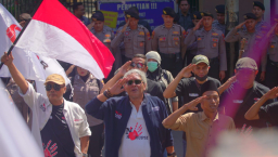 MAKI Jatim dan GEMPAR Jatim Gelar Aksi Damai di Depan Kejati Jatim, Serukan Penegakan Hukum yang Berintegritas