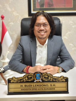 Tiga Periode Mengabdi, H. Budi Leksono, S.H. Konsisten Perjuangkan Aspirasi Warga Surabaya