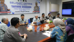 Forum Komunikasi Lalu Lintas Kota Surabaya Evaluasi Upaya Pencegahan Kecelakaan Lalu Lintas Semester I Tahun 2026