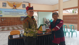 Seminar Hasil BBK 8 Universitas Airlangga di Siliragung, Wujudkan Semangat "Datang, Mengabdi, Menginspirasi"