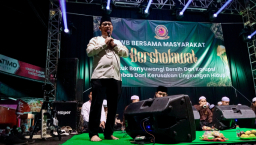 Pak Bram di IWB Bershalawat: Pemerintah Butuh Kritik agar Tak Kehilangan Arah