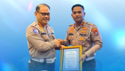 Satlantas Polresta Banyuwangi Raih Predikat Terbaik Kelola Lalin Pelabuhan saat Operasi Ketupat Semeru 2026