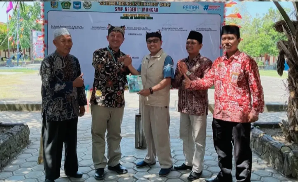 SMPN 1 Muncar Launching SRC, Bangun Budaya Religius di Sekolah