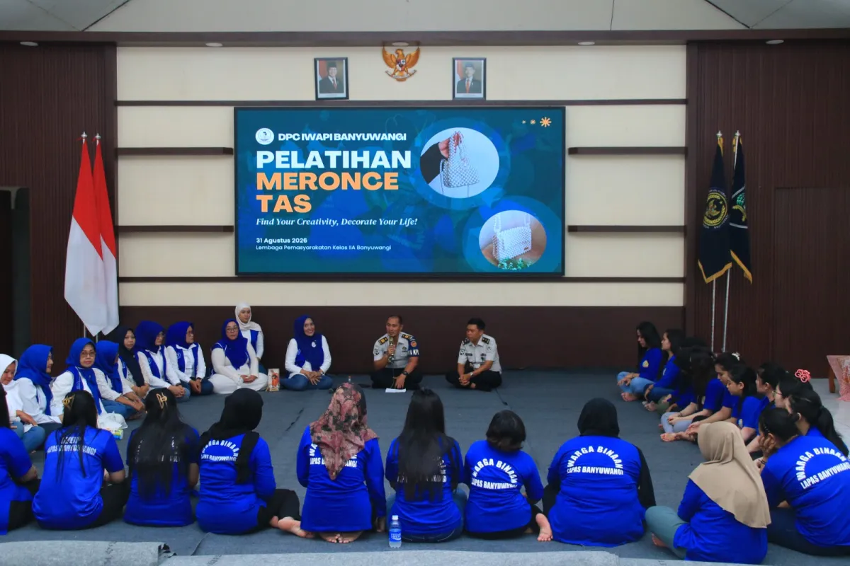 Karya Cantik Dari Balik Lapas Banyuwangi, Warga Binaan Pelajari Seni Meronce Tas Bersama IWAPI
