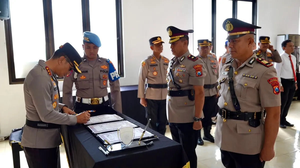 Penyegaran Organisasi, Sejumlah Pejabat Polresta Banyuwangi Berganti Posisi