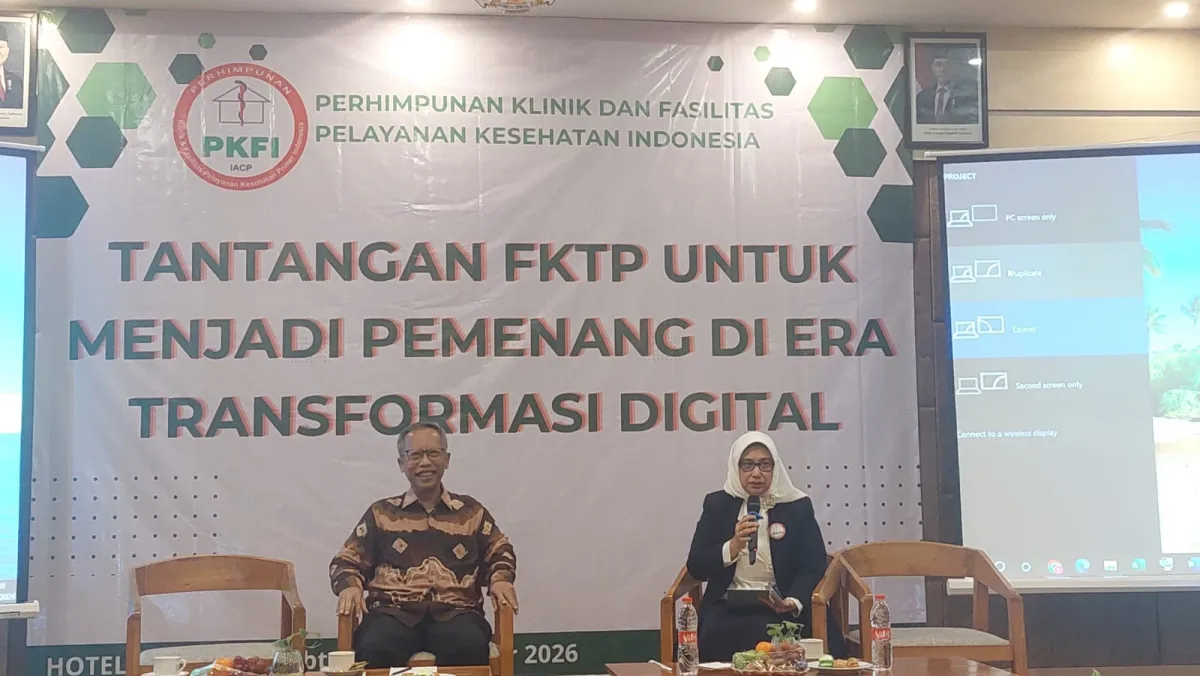 Mantan Dirut PT. ASKES, dr. Taufik Hidayat, M.M., AAK., CHIP., menjadi salah satu pembicara sekaligus salah satu pemateri utama dalam seminar yang digelar oleh PKFI Cabang Banyuwangi.