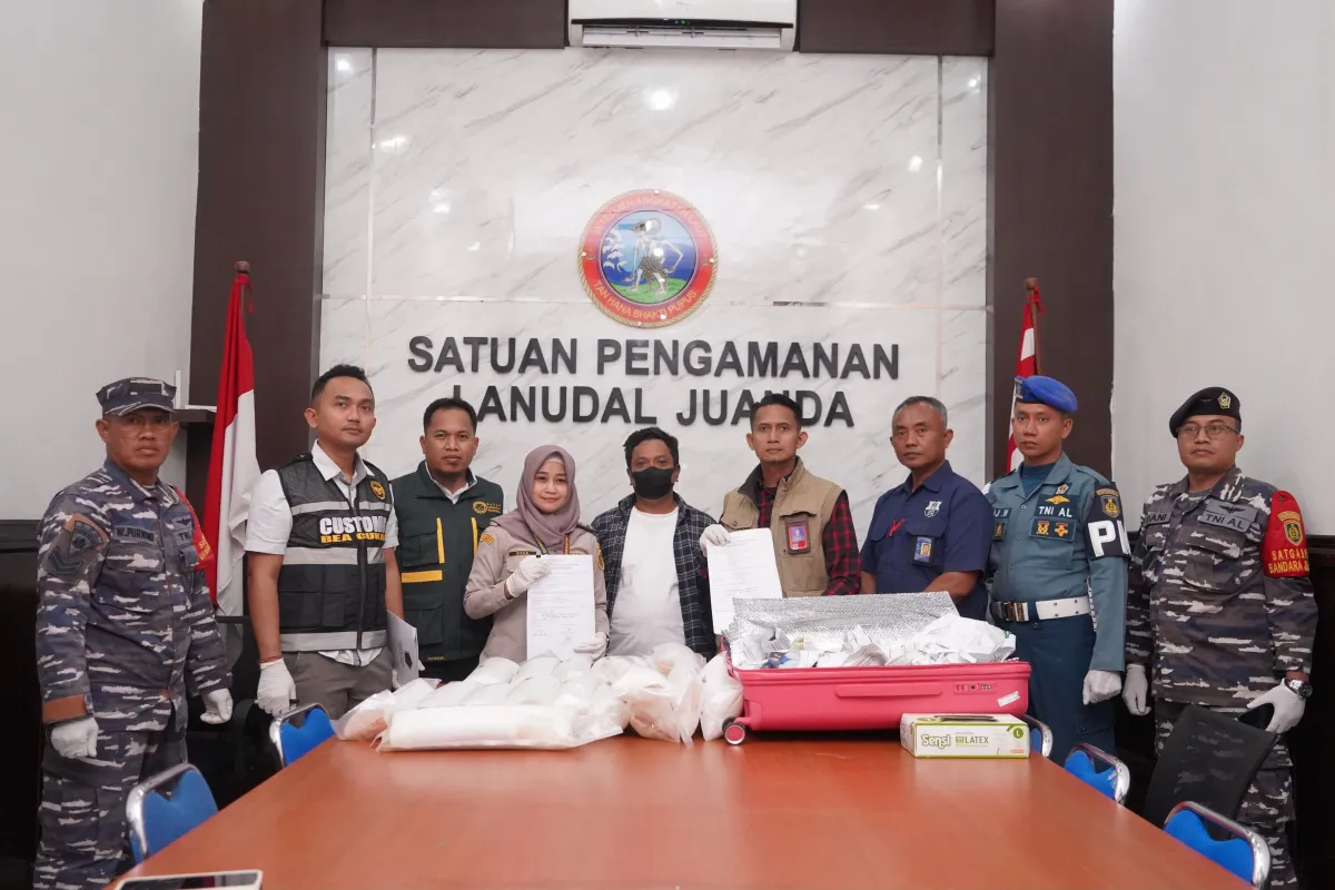 Barantin dan Petugas Gabungan Gagalkan Pengiriman 48.800 Ekor Benih Lobster ke Singapura