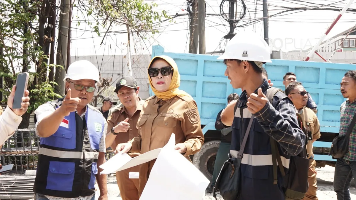 Wabup Mimik Idayana Sidak Perbaikan Rumah Pompa Jati, Perkuat Mitigasi Banjir