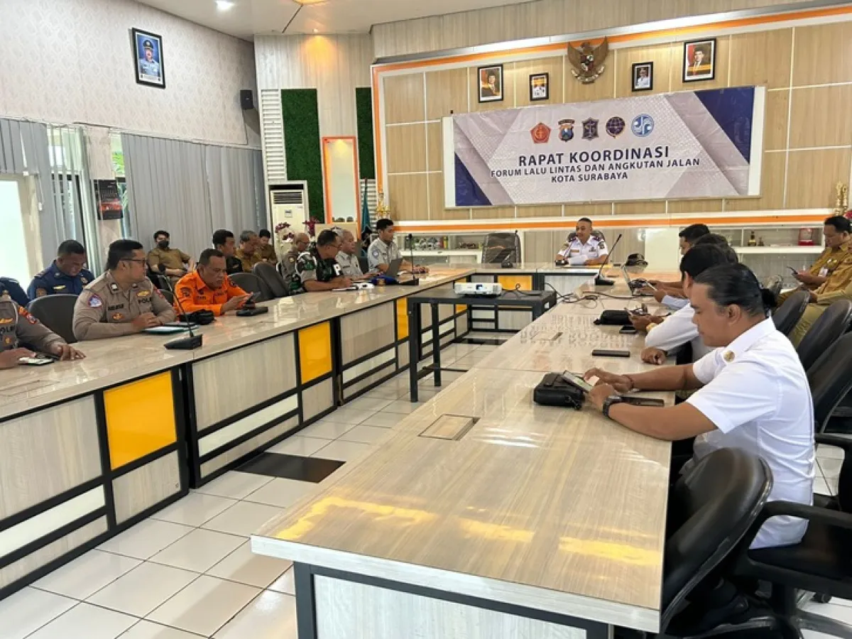 Rapat FKLL Rumuskan Strategi Menurunkan Angka Kecelakaan Lalu Lintas di Kecamatan Gubeng