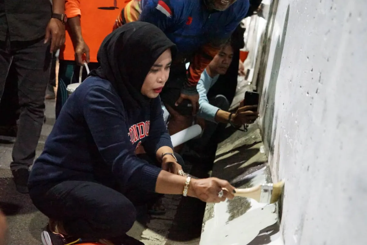 Percantik Flyover Candi, Wabup Mimik Idayana Apresiasi Swadaya WargaRealisasikan Penanganan Banjir Sumokali-Tenggulunan